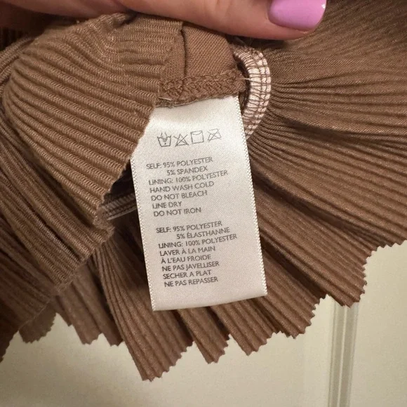 Urban Outfitters Taupe Ribbed Pleated Crop Cami - Picture 4 of 4